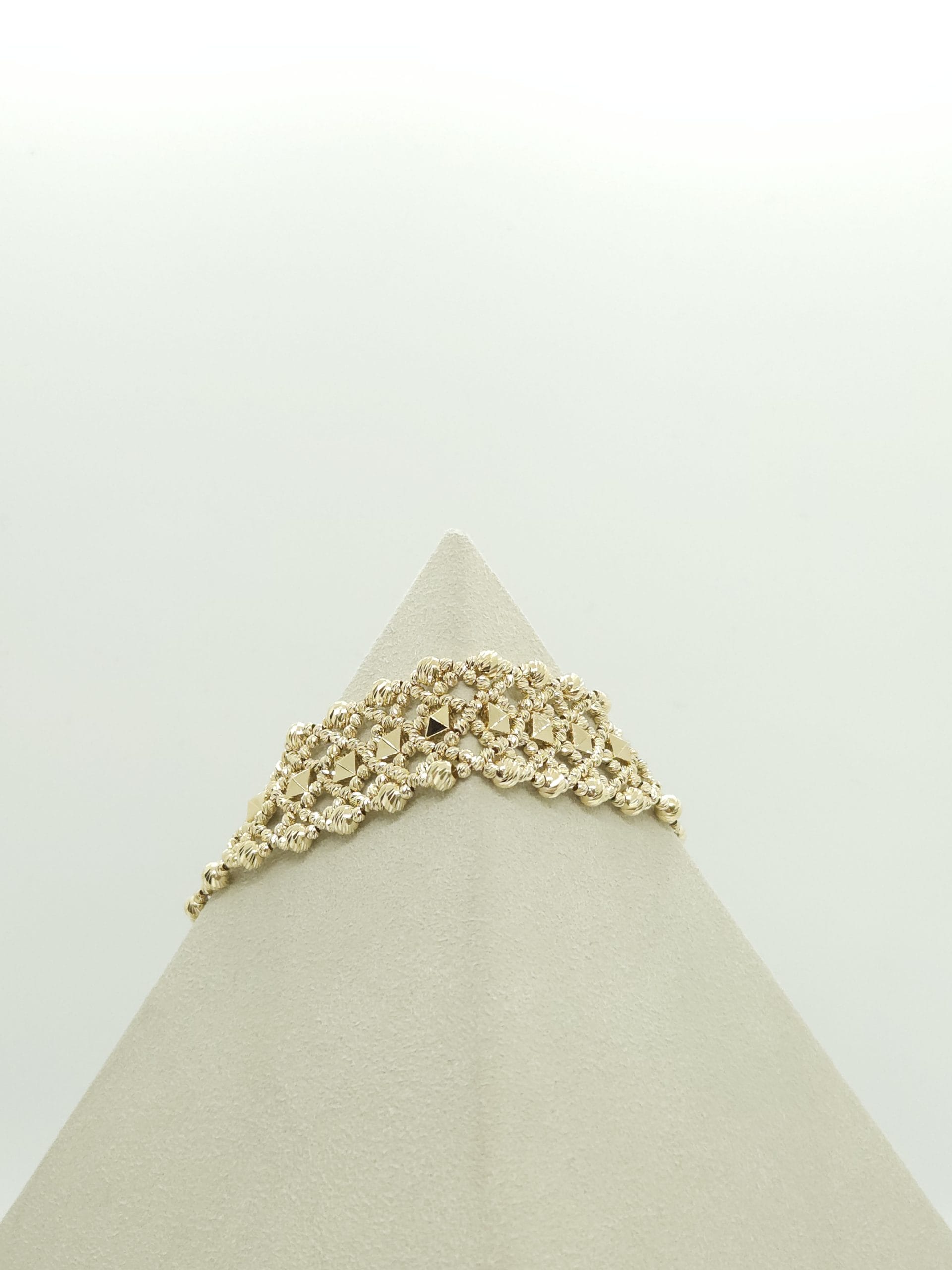 EMA Piramit Bileklik